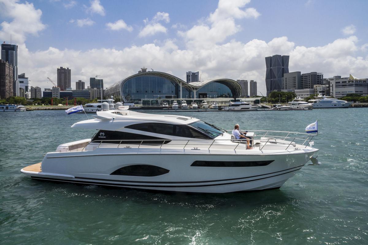 Horizon Yachts Launches Brand New E56XO Sport Yacht
