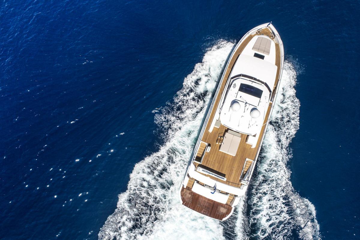 Horizon FD85 to Make European Debut at the 2017 Cannes Yachting Festival