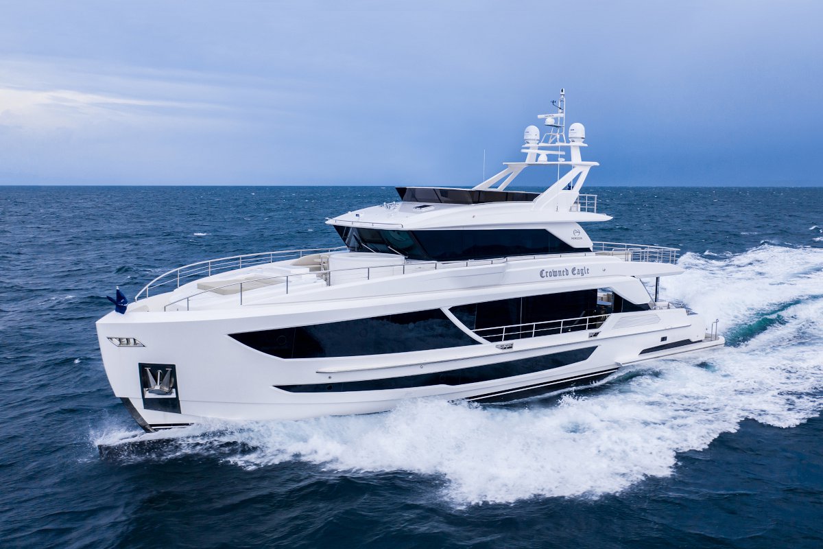 The First Tri-Deck Horizon FD92, Crowned Eagle, is Delivered