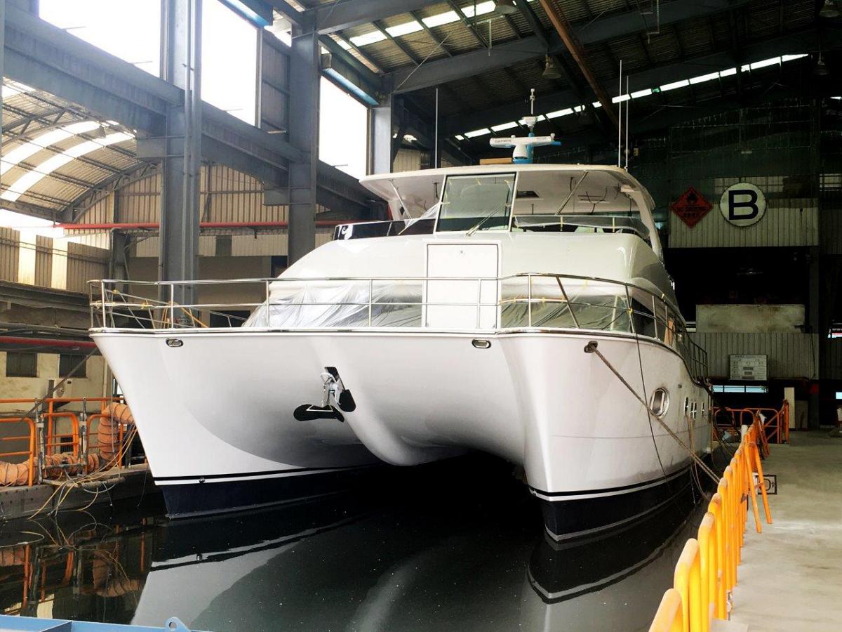 New Horizon E84 Motoryacht and PC60 Power Catamaran Preparing for U.S. Delivery