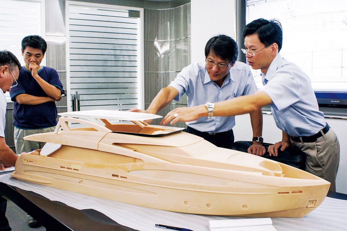 Horizon Yachts Founder and CEO John Lu Wins Lifetime Achievement Award