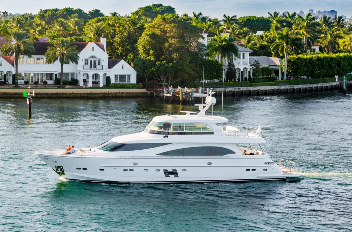 Horizon Yachts Showcasing at 2016 Palm Beach Int'l Boat Show with Five Luxury Yachts