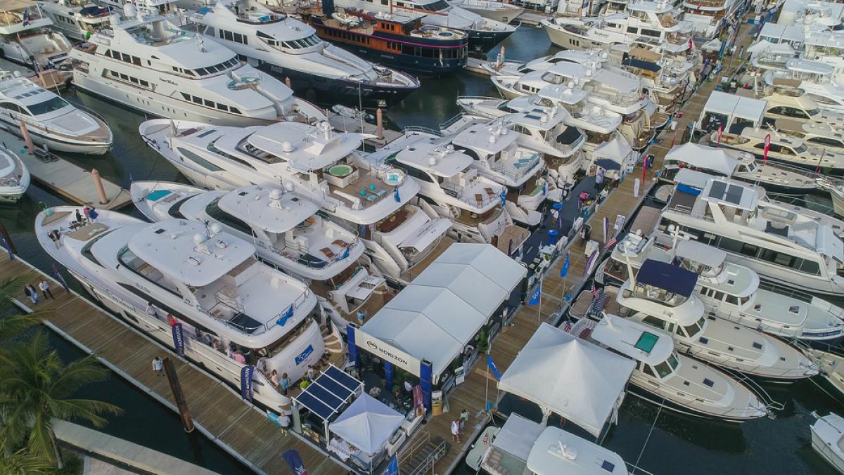 2017 Palm Beach Boat Show - the Horizon Yachts Experience